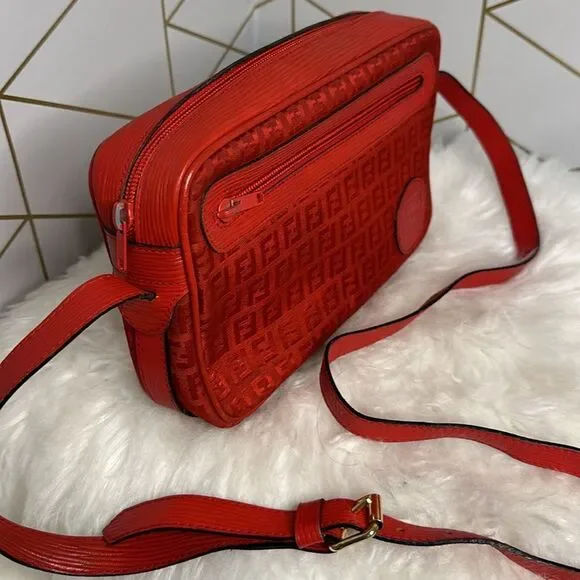 💯Authentic Fendi Crossbody Bag🍀